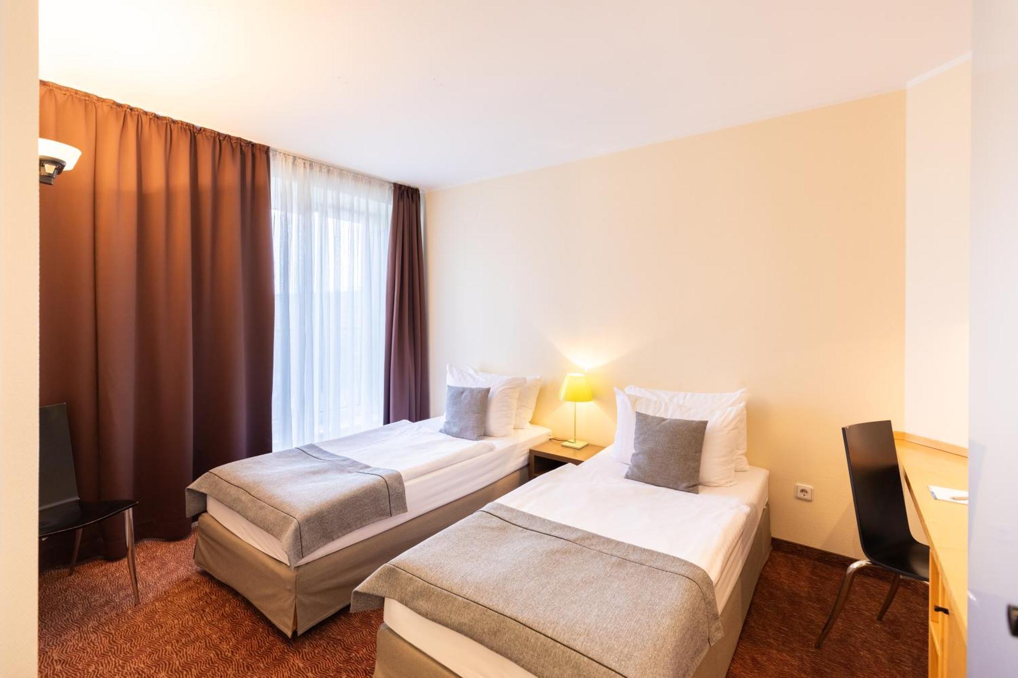 Select Hotel Silence Garden Koeln Exteriör bild