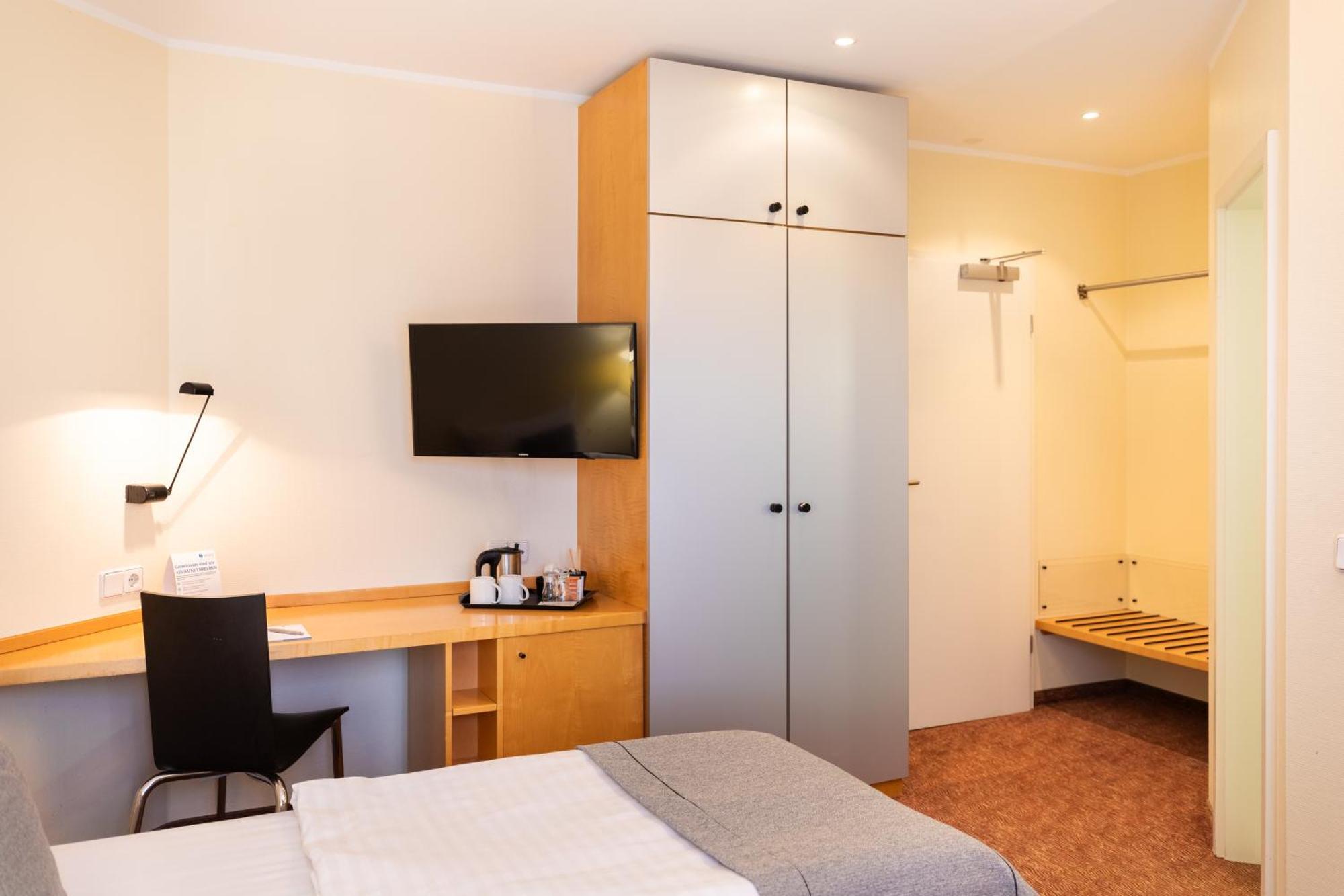 Select Hotel Silence Garden Koeln Exteriör bild